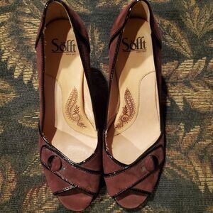 Sofft Suede Maroon Peep Toe Heels